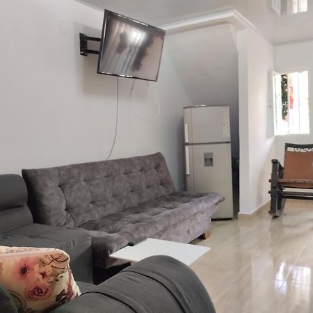 Habitacion En Apartahotel Sarita Саленто Экстерьер фото